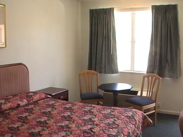 Hometown Inn Galion Стая снимка